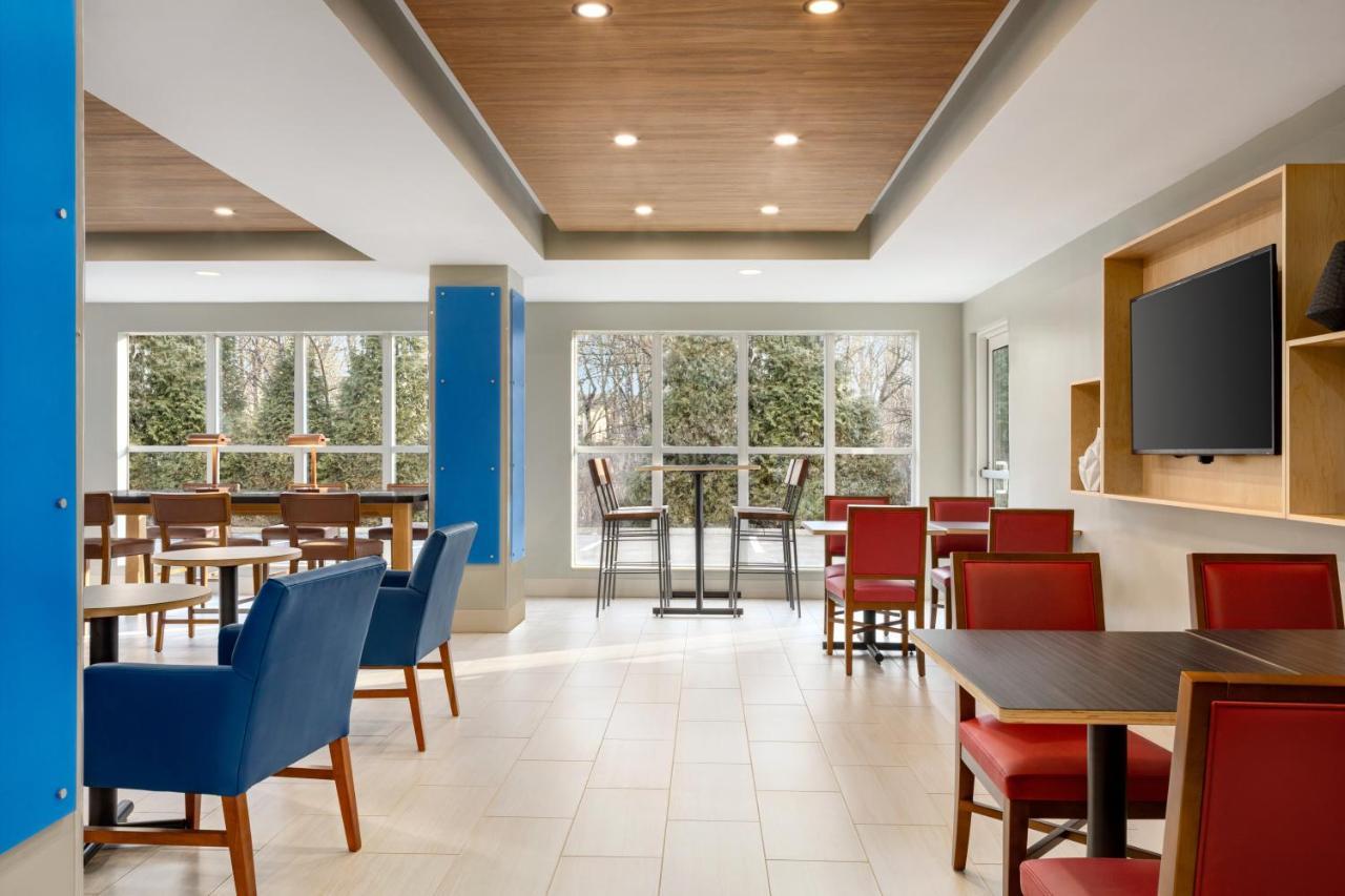 Holiday Inn Express & Suites Philadelphia - Mt Laurel By Ihg Mount Laurel Ngoại thất bức ảnh