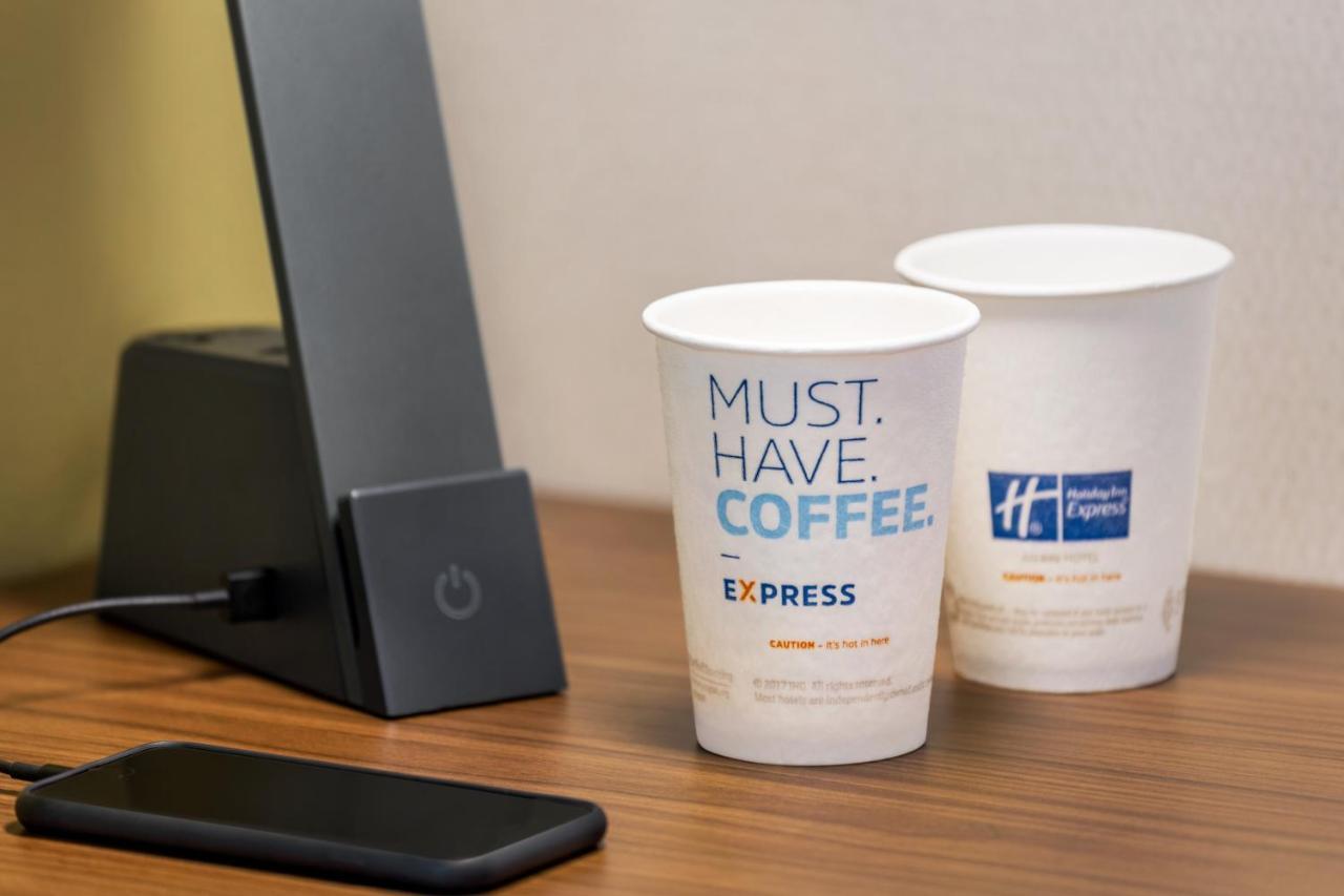 Holiday Inn Express & Suites Philadelphia - Mt Laurel By Ihg Mount Laurel Ngoại thất bức ảnh