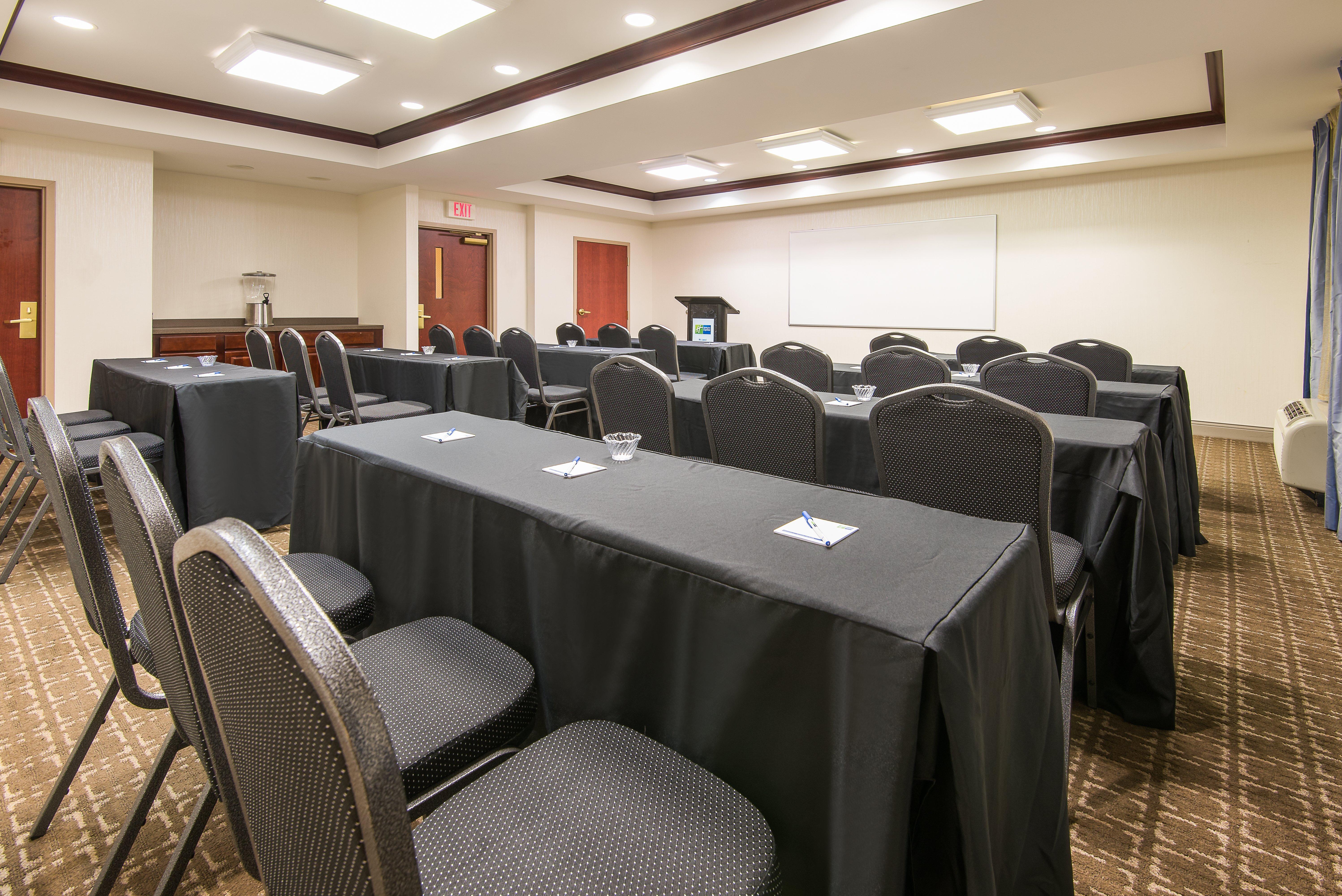 Holiday Inn Express & Suites Philadelphia - Mt Laurel By Ihg Mount Laurel Ngoại thất bức ảnh